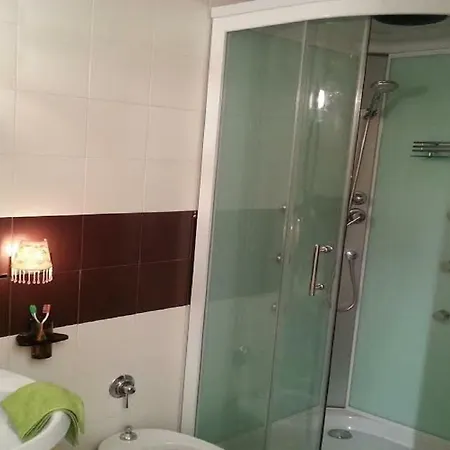 Lägenhet Panoramico Nel Verde Del Tigullio, Piscina E Wi-fi